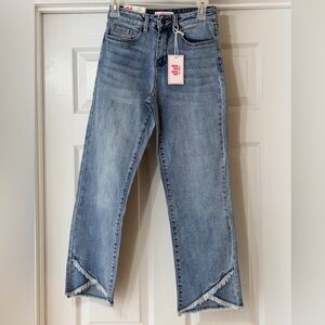 NWT Discount Diva Tulip Hem Jeans | Women’s Light Wash High Rise Denim